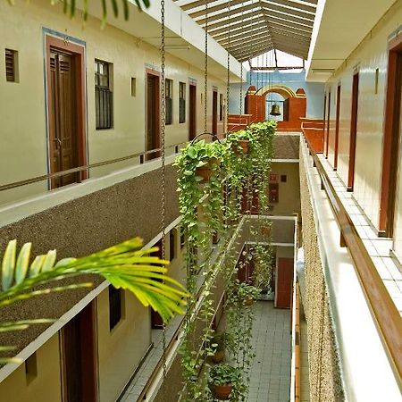 Hotel Janeiro Guadalajara Eksteriør bilde