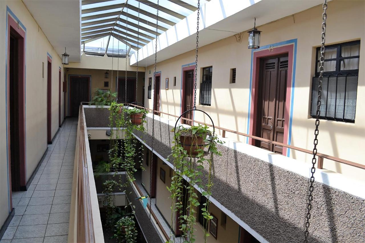 Hotel Janeiro Guadalajara Eksteriør bilde