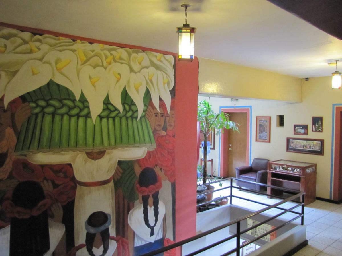 Hotel Janeiro Guadalajara Eksteriør bilde