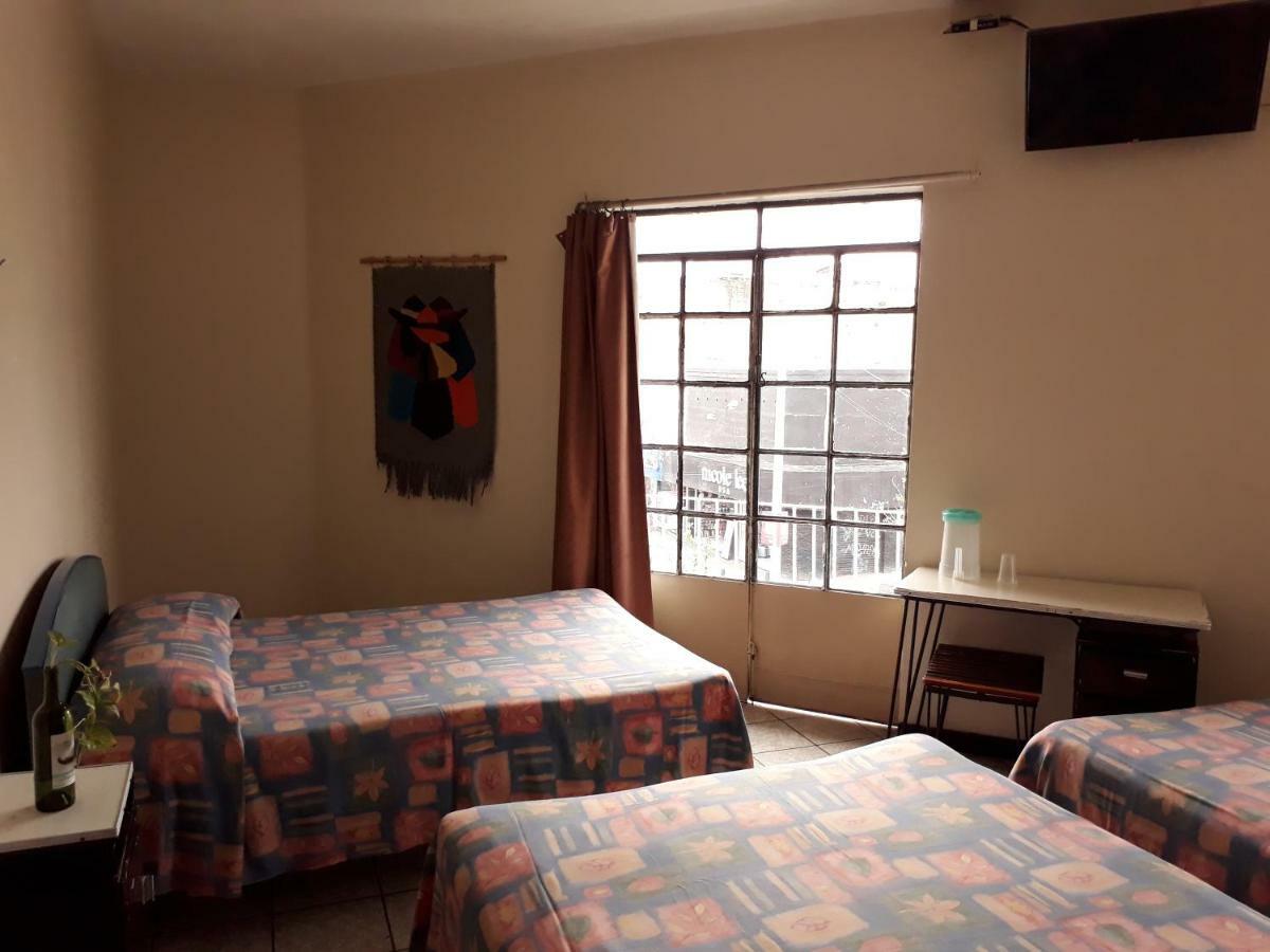 Hotel Janeiro Guadalajara Eksteriør bilde